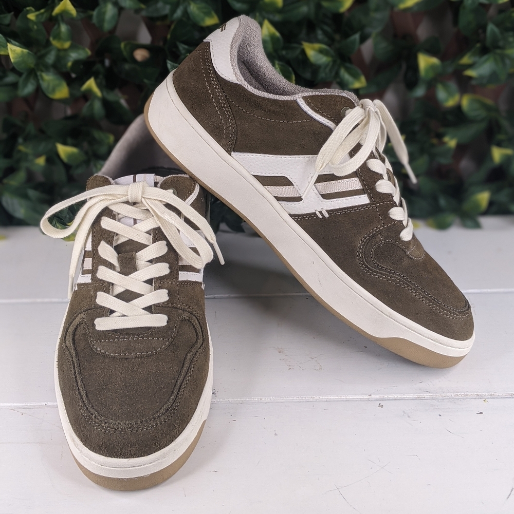 HOFF Chatelet Casual Trainers in Khaki White